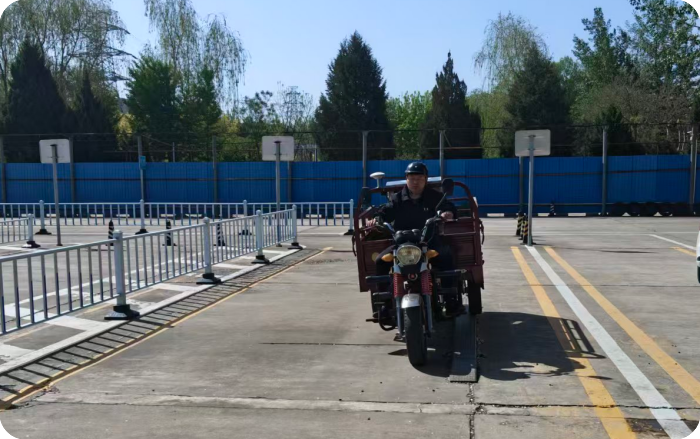 摩托车2.